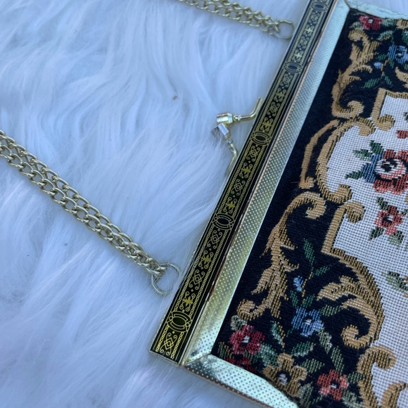 Vintage floral tapestry evening bag - Picture 4 of 9